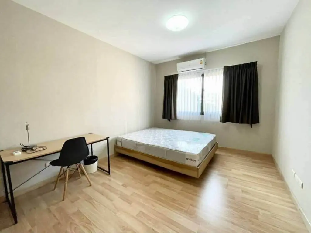 Townhouse in Suan Luang, Bangkok, Thailand 3 bedrooms — photo 8