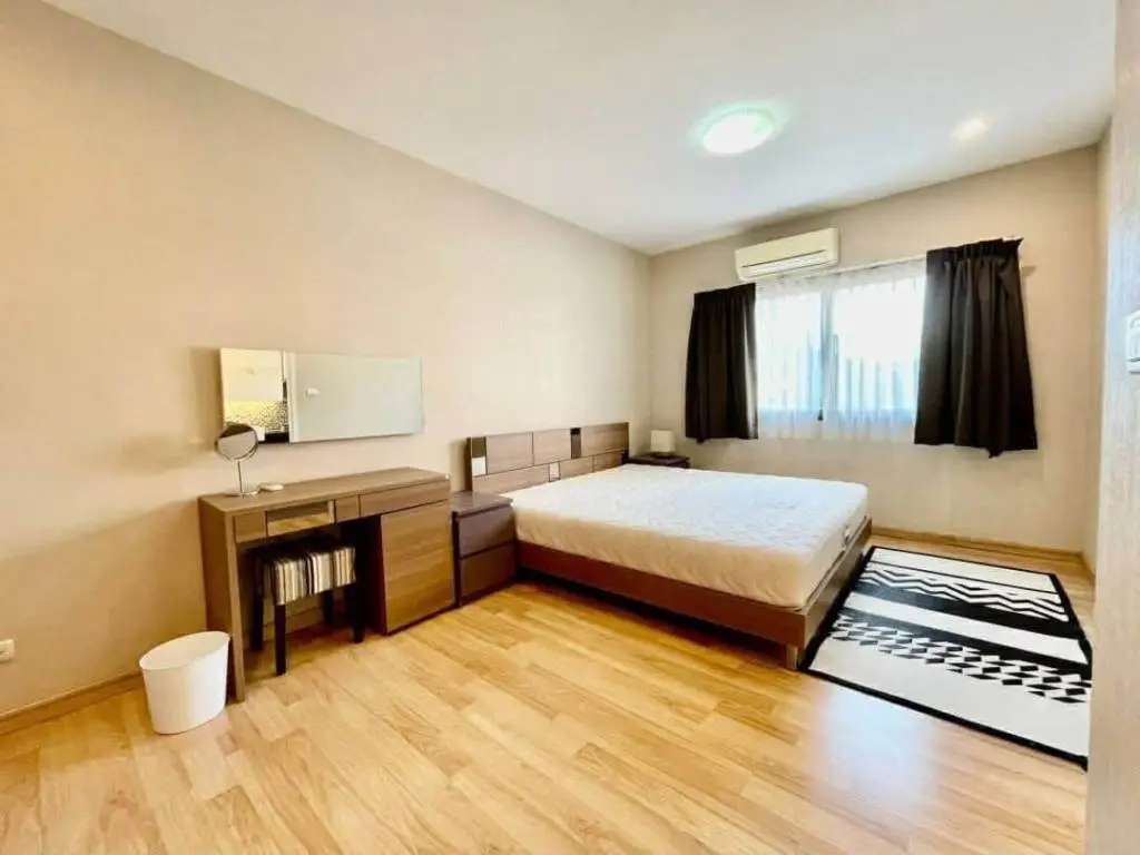 Townhouse in Suan Luang, Bangkok, Thailand 3 bedrooms — photo 9