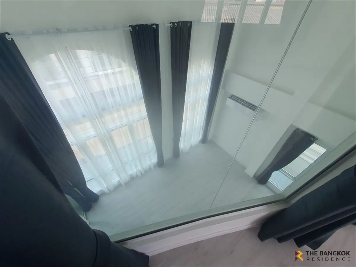 Townhouse in Bangkok, Thailand 5 bedrooms — photo 6