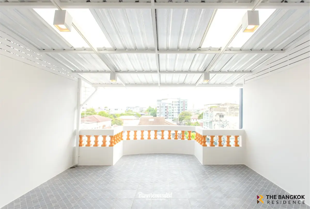 Townhouse in Bangkok, Thailand 3 bedrooms — photo 10