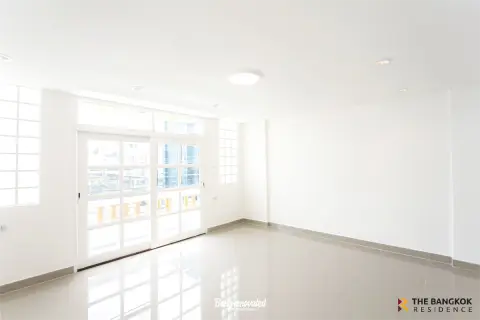 Townhouse in Bangkok, Thailand 3 bedrooms — photo 4