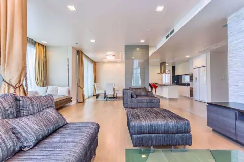 Penthouse in Watthana, Bangkok, Thailand 3 bedrooms — фото 4