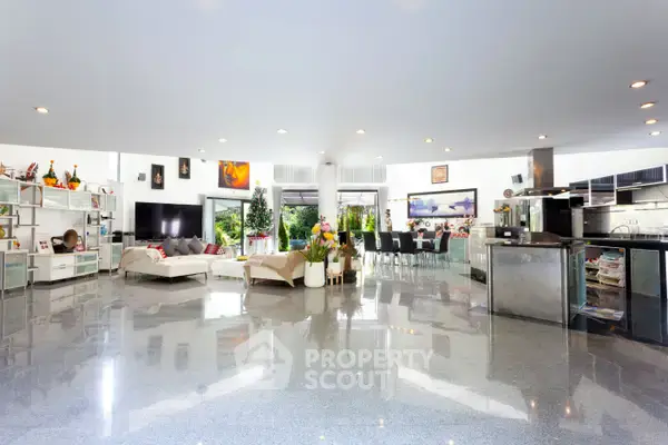 5-BR Villa in Wichit — photo 2
