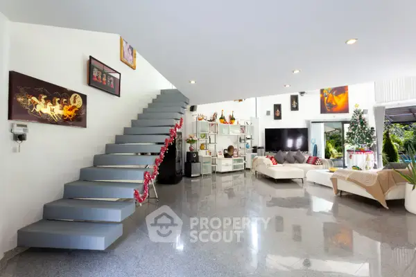 5-BR Villa in Wichit — photo 4
