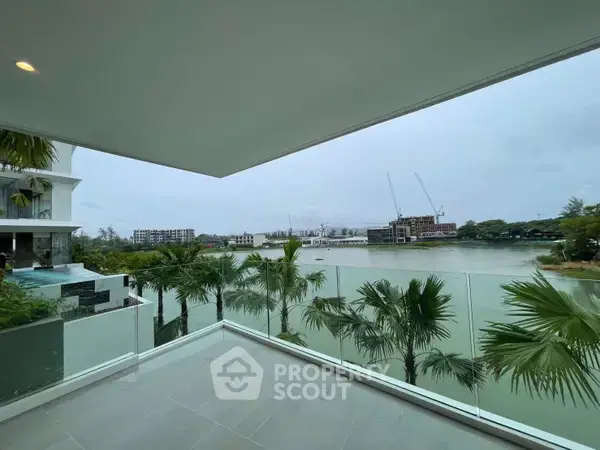 2-BR Condo at The Aqua close to Laguna — photo 6