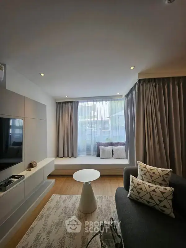 1-BR Condo at The Aqua close to Laguna — photo 6