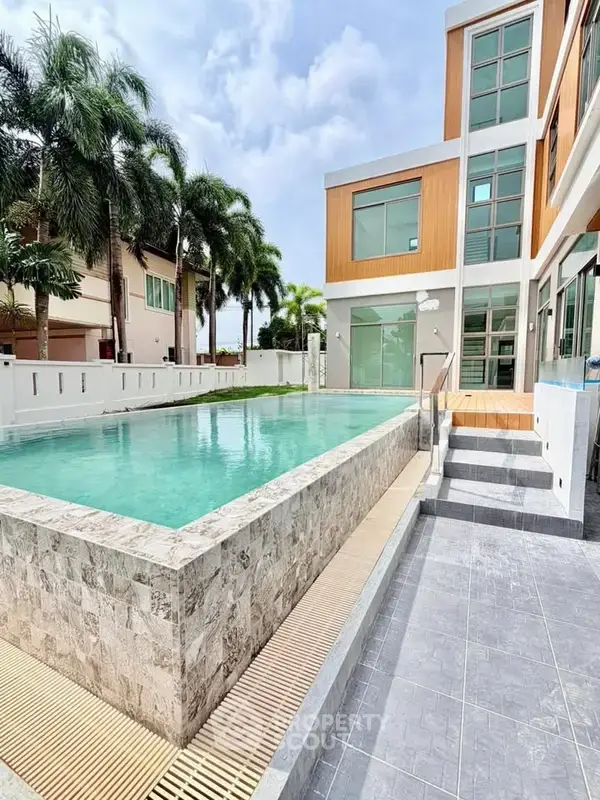 5-BR Villa in Chalong — photo 3