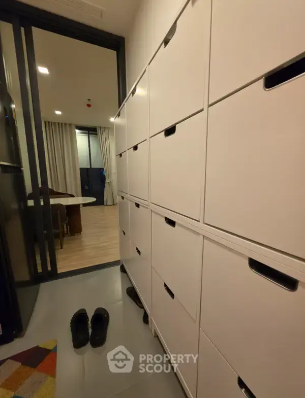 2-BR Condo at XT Phayathai near BTS Phaya Thai — photo 5