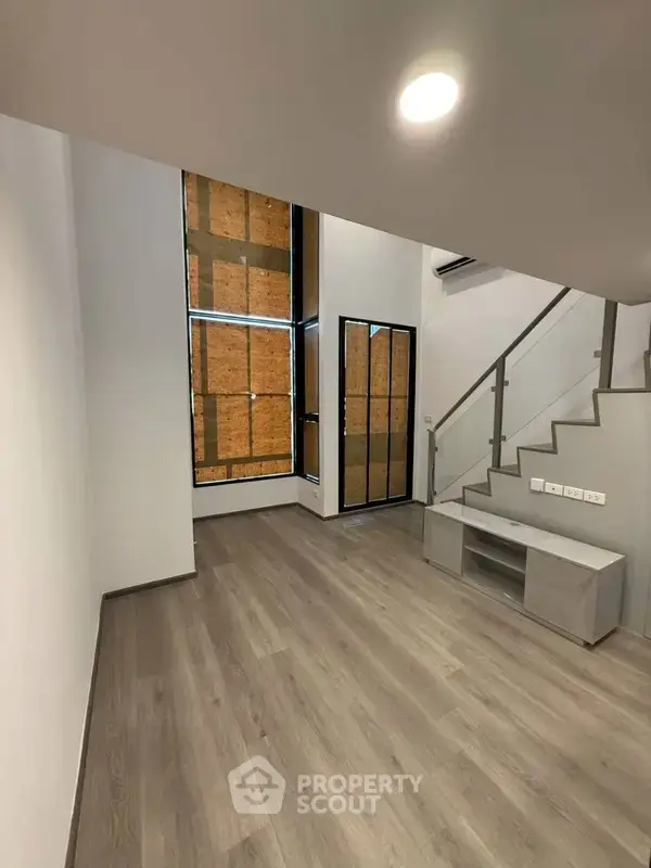 1-BR Condo at KnightsBridge Space Sukhumvit-Rama4 near BTS Phra Khanong — photo 7