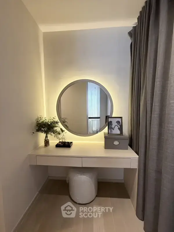 1-BR Condo at Ashton Silom near BTS Chong Nonsi — photo 5