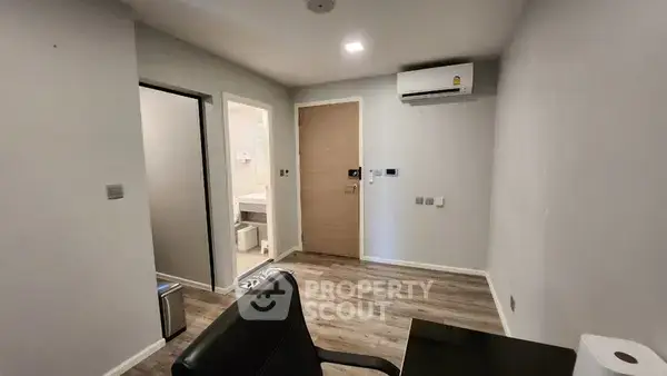 1-BR Condo at Atmoz Chaengwattana in Khlong Kluea — photo 4