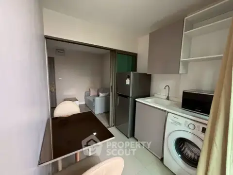 1-BR Condo at Metro Luxe Ratchada near MRT Huai Khwang — photo 3