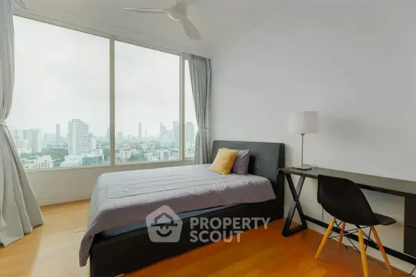 2-BR Condo at Royce Private Residences near MRT Sukhumvit — ภาพ 6