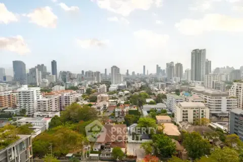 2-BR Condo at Royce Private Residences near MRT Sukhumvit — ภาพ 5