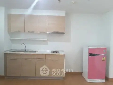 1-BR Condo at Waterford Sukhumvit 50 Condominium near BTS On Nut — photo 4