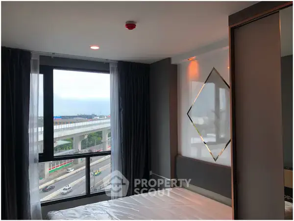 1-BR Condo at Knightsbridge Phaholyothin Interchange in Anusawari — photo 2