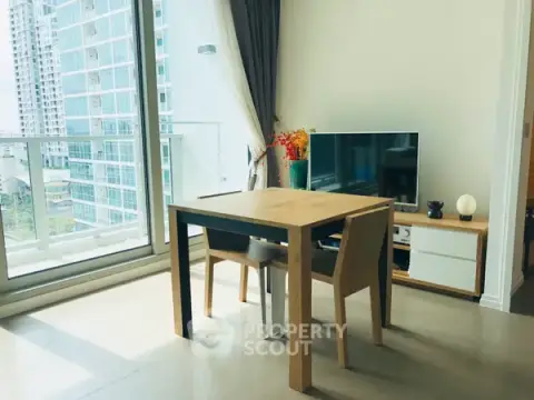 1-BR Condo at The River Condominium near BTS Saphan Taksin — photo 3