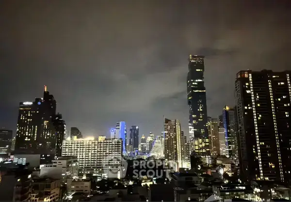 1-BR Condo at The Lofts Silom near BTS Surasak — photo 5