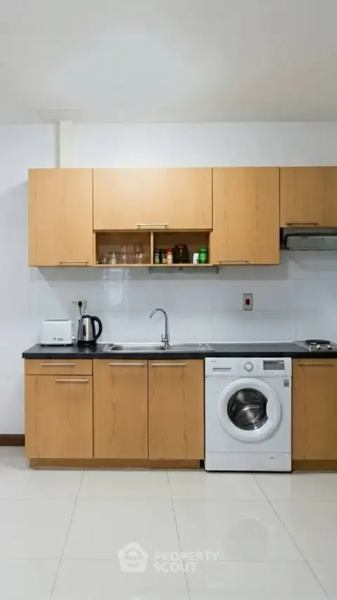 1-BR Condo at Vista Garden Condominium near BTS Phra Khanong — ภาพ 2