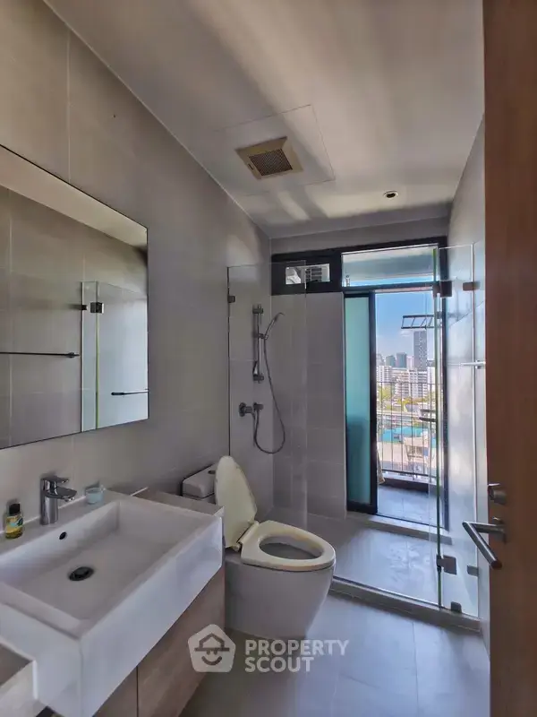 2-BR Condo at Parco Condominium in Thung Maha Mek — ภาพ 6
