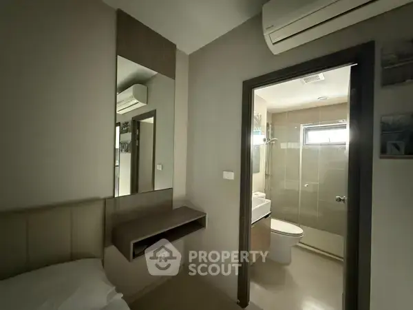 1-BR Condo at Ideo Thaphra Interchange near MRT Tha Phra — photo 7
