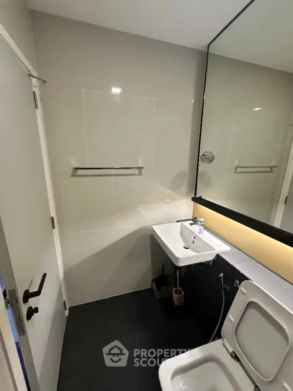 2-BR Condo at The Key Mrt Phetkasem 48 near MRT Phetkasem 48 — ภาพ 6