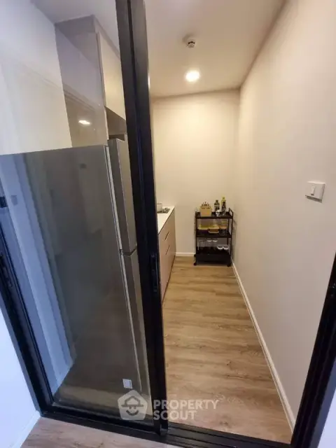 1-BR Condo at The Teak Sathorn-Lumpini near MRT Khlong Toei — 照片 3
