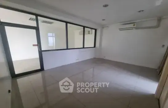 1-BR Condo at Thairong Tower in Suan Luang — ภาพ 6