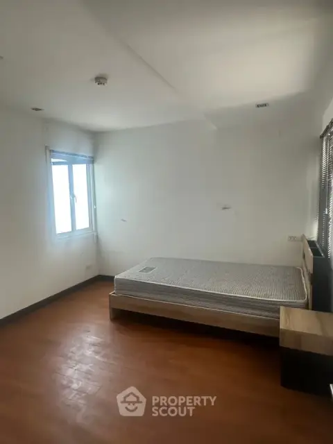 3-BR Condo at Le Nice Ekkamai Condominium near BTS Ekkamai — 照片 3