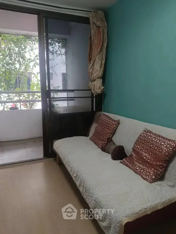 2-BR Condo at Vivid Tower Condominium near ARL Hua Mak — photo 3