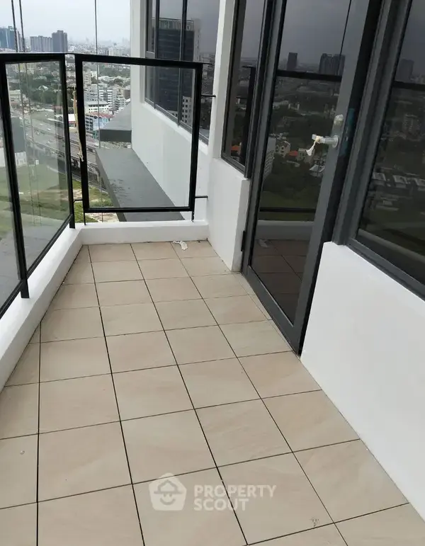 2-BR Condo at Landmark @MRTA Station in Bang Kapi — photo 6