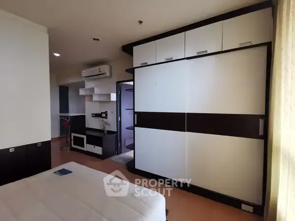 1-BR Condo at The Star Estate @ Rama III Condominium close to Phra Ram 3 — photo 3