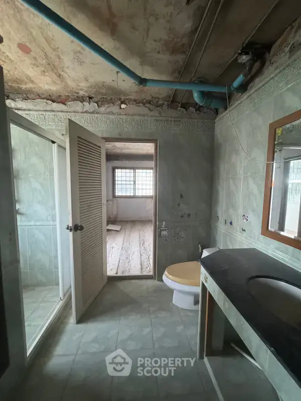 2-BR Condo at Green Peace Mansion near MRT Kamphaeng Phet — ภาพ 4