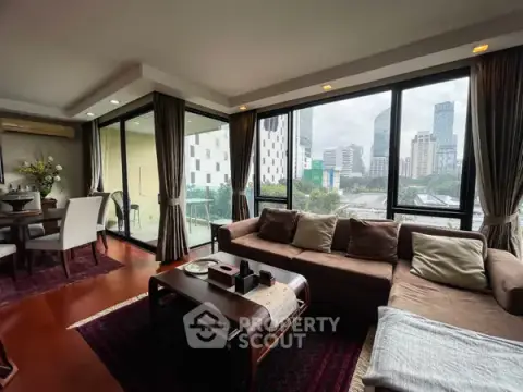 2-BR Condo at O2 Hip Condominium near BTS Phloen Chit — 照片 2
