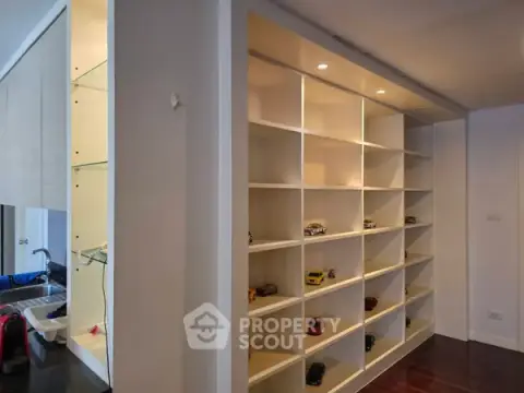 3-BR Condo at DS Tower 1 near BTS Phrom Phong — photo 5