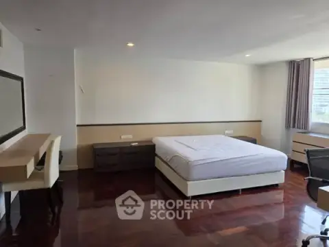 3-BR Condo at DS Tower 1 near BTS Phrom Phong — photo 4