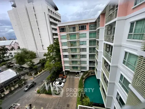 1-BR Condo at Phahol Metro near BTS Saphan Khwai — photo 3
