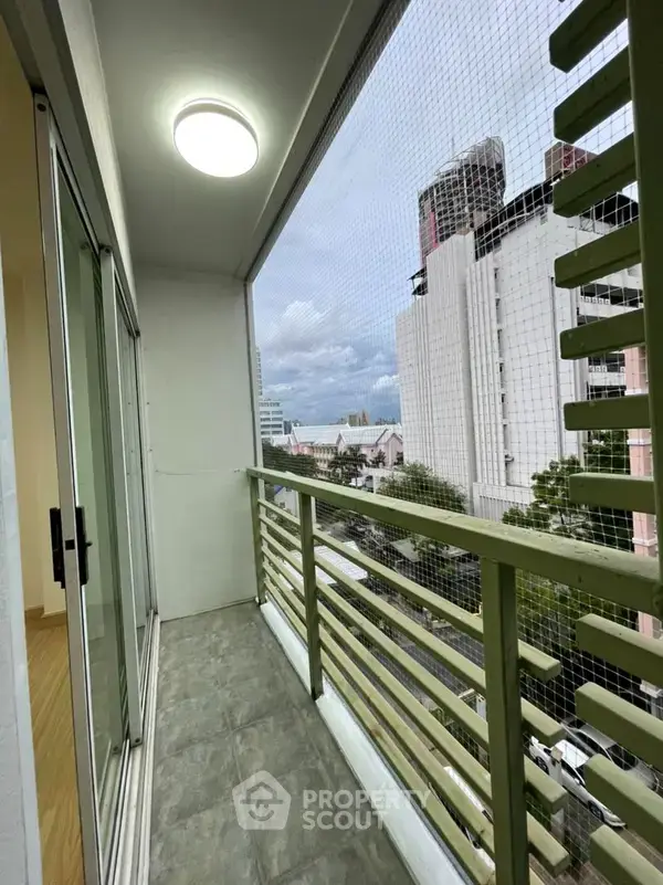 1-BR Condo at Phahol Metro near BTS Saphan Khwai — photo 7