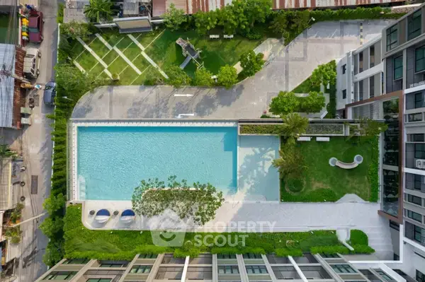 1-BR Condo at Supalai Lite Thaphra-Wongwian Yai near MRT Tha Phra — фото 5