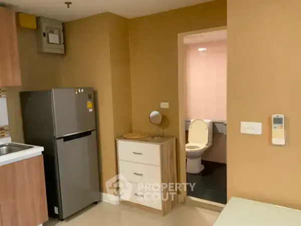 1-BR Condo at The Master Sathorn Executive near BTS Krung Thon Buri — photo 6