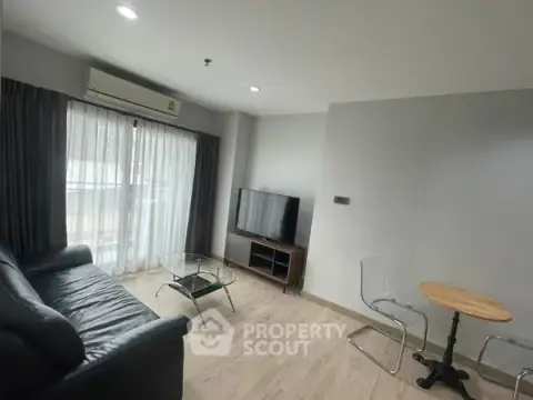 2-BR Condo at Thana Astoria Pinklao near MRT Bang Yi Khan — photo 2