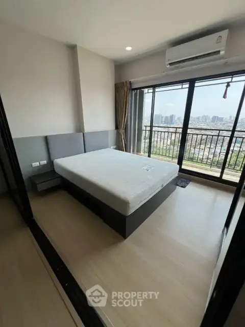 1-BR Condo at Supalai Loft Yaek Fai Chai Station near MRT Fai Chai — photo 3