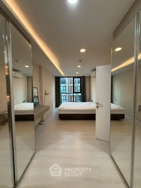 2-BR Condo at Vtara 36 near BTS Thong Lor — photo 3