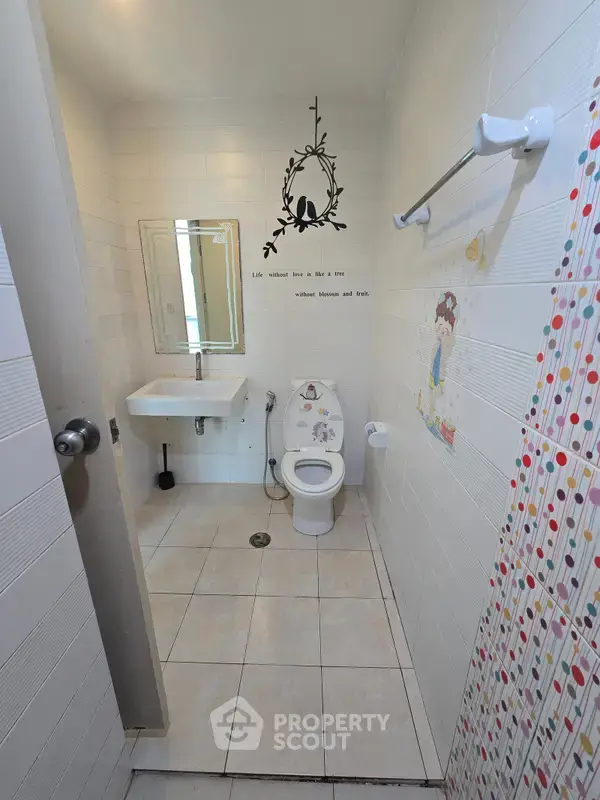 1-BR Condo at The IRIS Rama 9 - Srinagarindra near ARL Hua Mak — photo 7