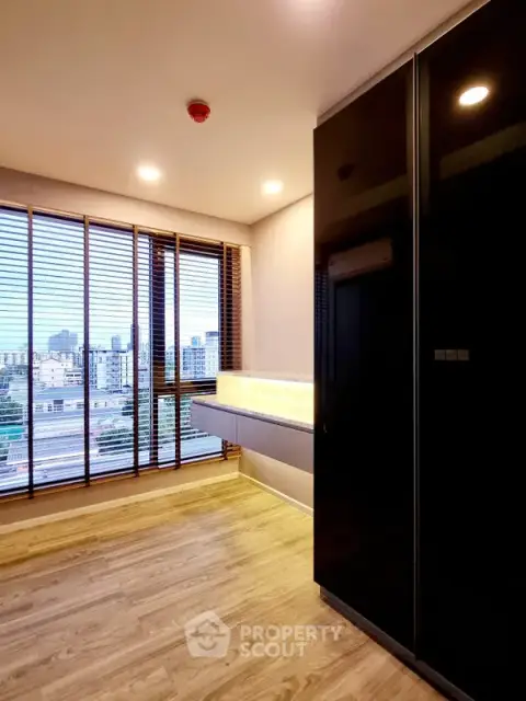 2-BR Condo at Ikon Sukhumvit 77 near BTS On Nut — фото 4