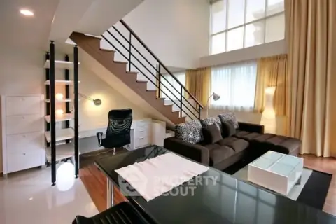1-BR Condo at The Rajdamri near BTS Ratchadamri — фото 2
