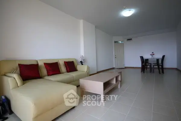 2-BR Condo at Supalai Park Srinakarin in Nong Bon — ภาพ 2