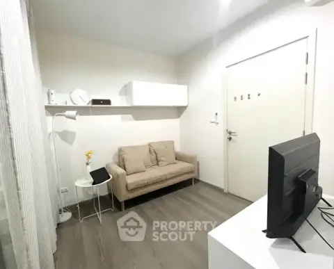1-BR Condo at Aspire Sathorn - Taksin Copper Zone near BTS Wutthakat — photo 3