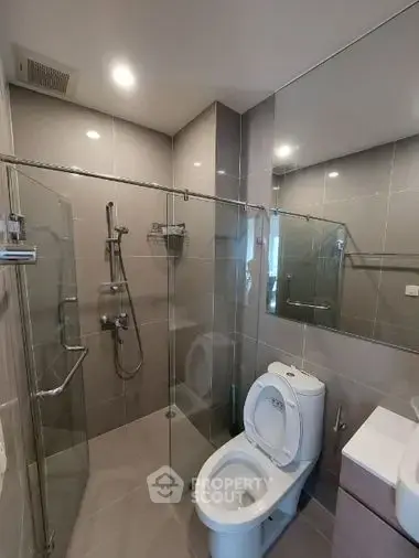 2-BR Condo at Noble Revolve Ratchada near MRT Thailand Cultural Centre — photo 4