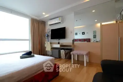 1-BR Condo at 15 Sukhumvit Residences near BTS Nana — 照片 3